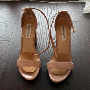 Steve amassed Women’s Heels